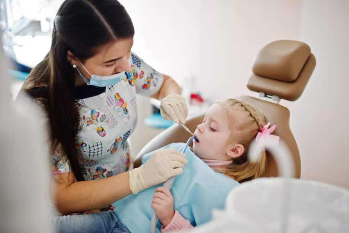 What to Expect During Your Child’s First Dental Cleanup and Checkup?