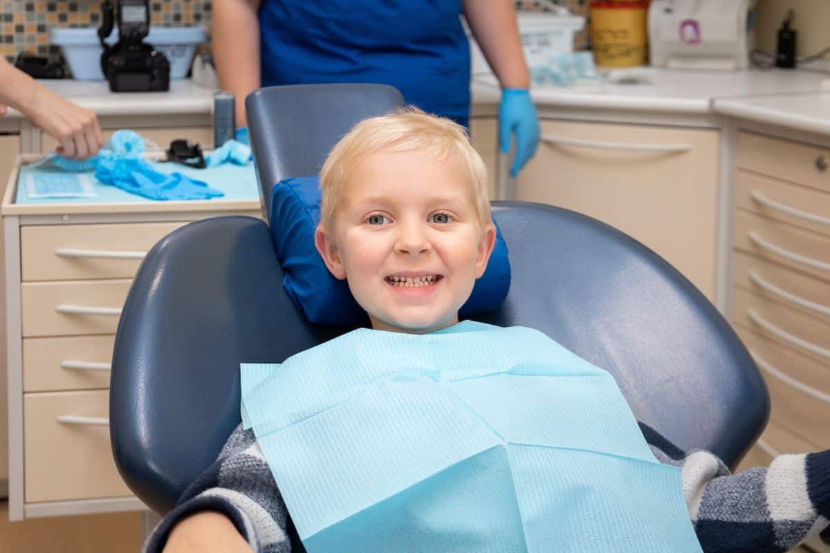 How to Know When to Take Your Child to the Pediatric Dentist?