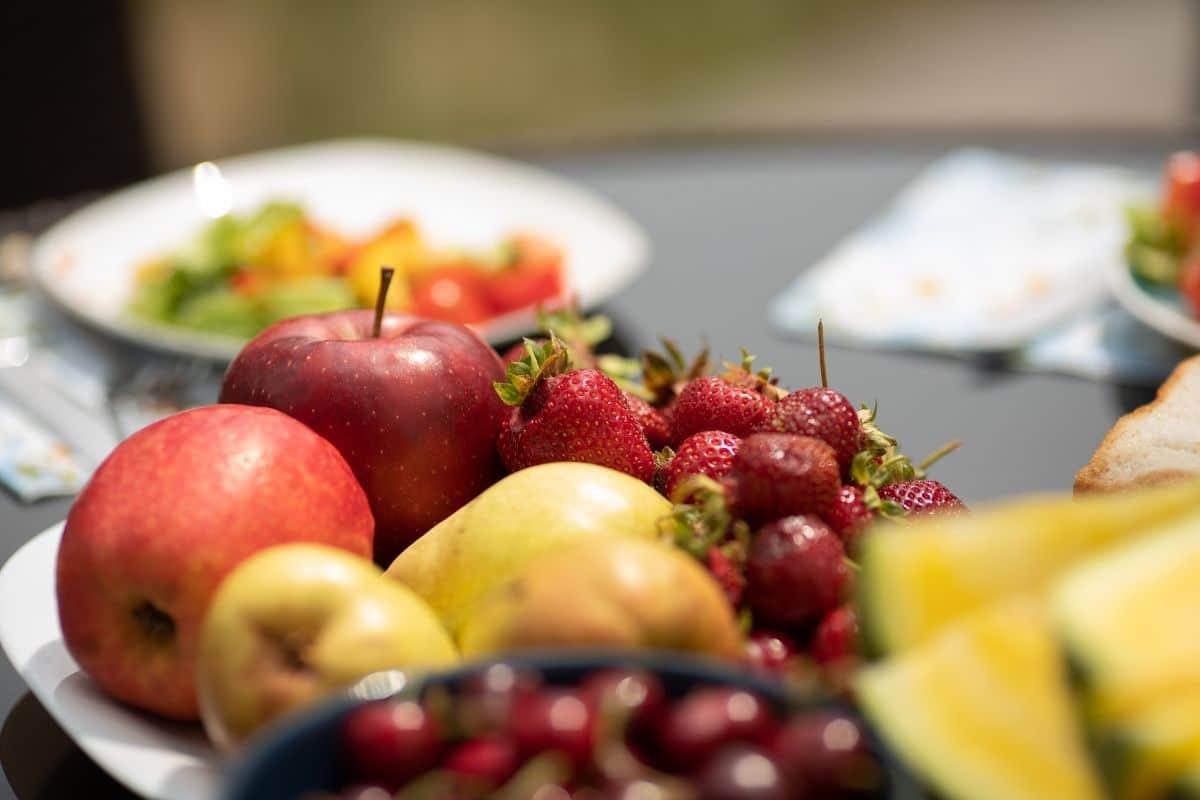 How Frequent Snacking Increases Your Child’s Cavity Risk